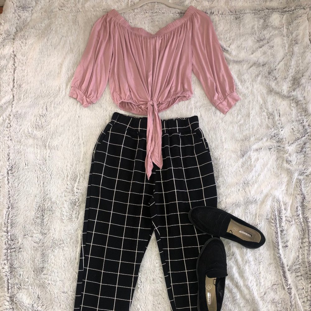 pink crop top